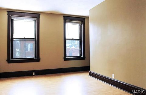 Tiny photo for 2920 Virginia Ave Ave, St Louis, MO 63118 (MLS # 26018153)