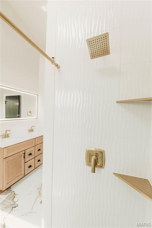 Town/Dixon - Residential