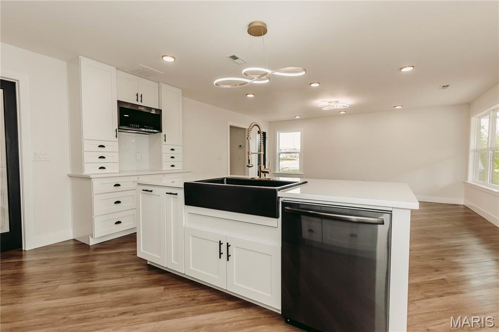 Town/Dixon - Residential