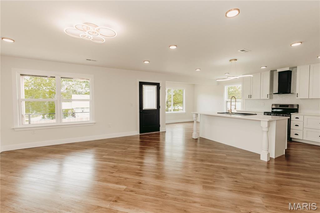 Town/Dixon - Residential