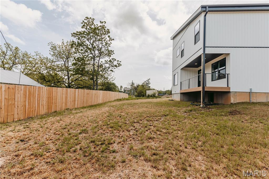 Town/Dixon - Residential