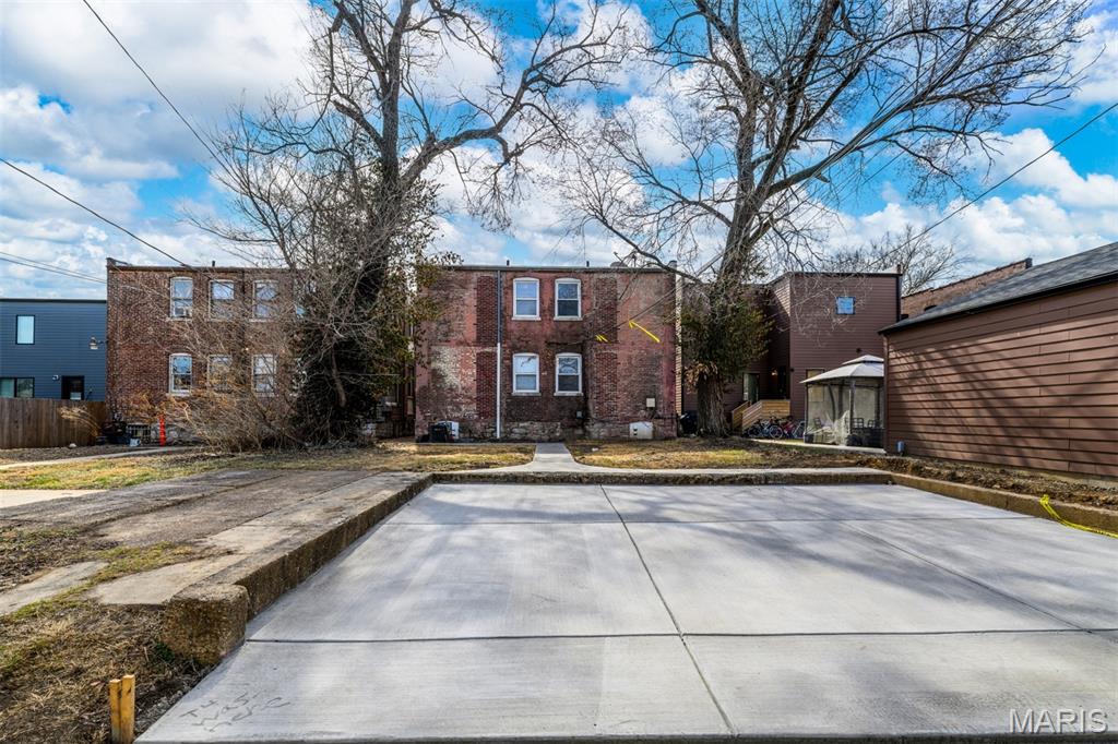 Shaws Lafayette Add - Residential Income