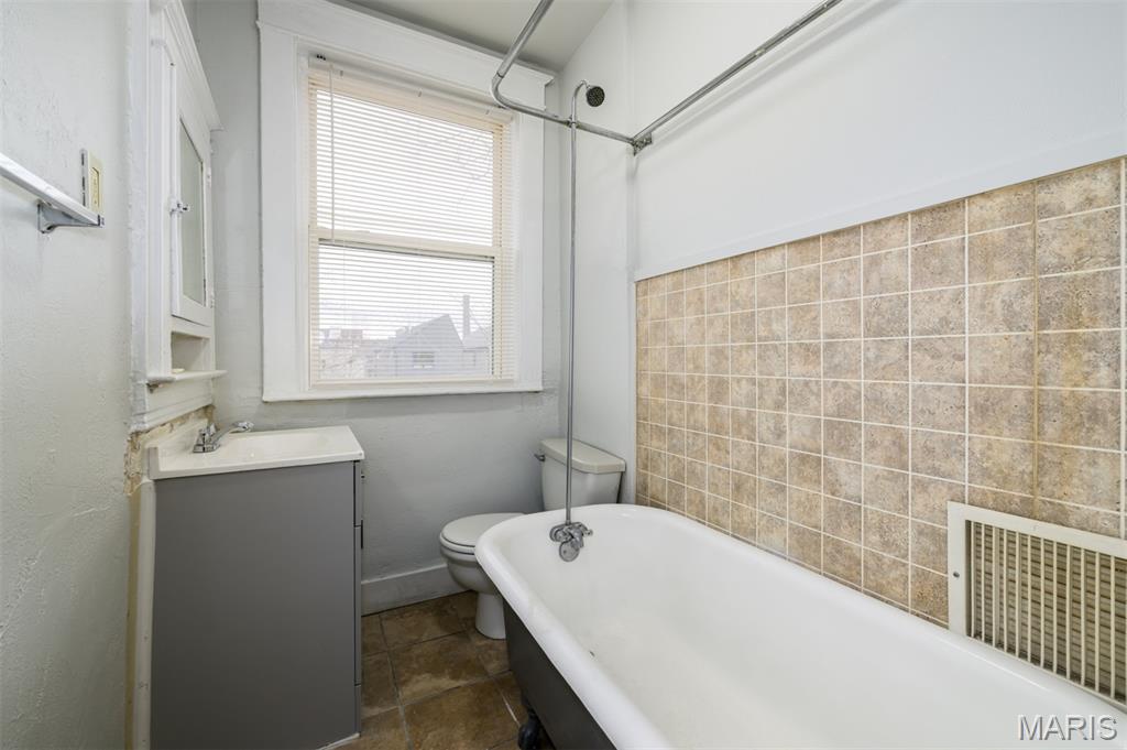 Shaws Lafayette Add - Residential Income