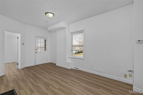 Tiny photo for 725 Cornell Avenue, Webster Groves, MO 63119 (MLS # 26017972)