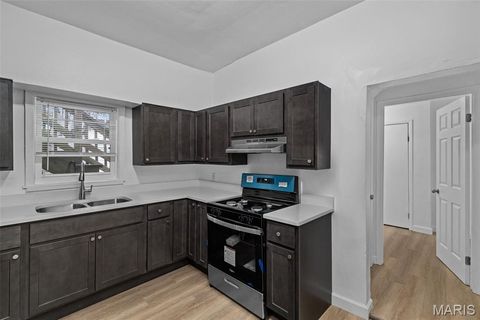 Tiny photo for 725 Cornell Avenue, Webster Groves, MO 63119 (MLS # 26017972)