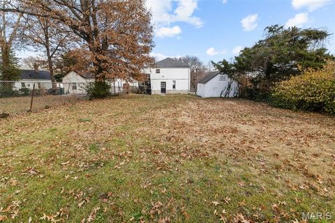 Tiny photo for 725 Cornell Avenue, Webster Groves, MO 63119 (MLS # 26017972)