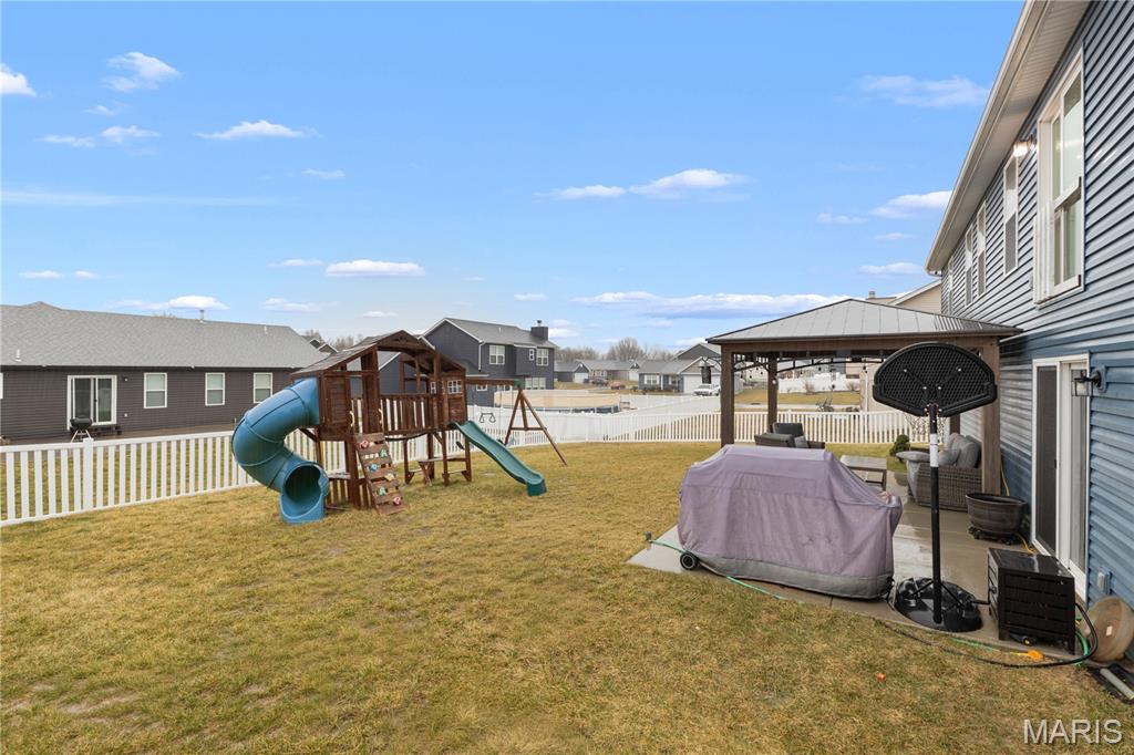 Majestic Lakes - Residential