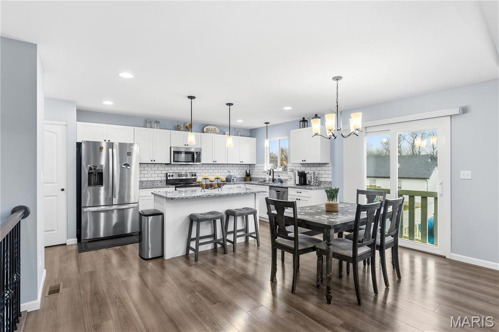 Majestic Lakes - Residential