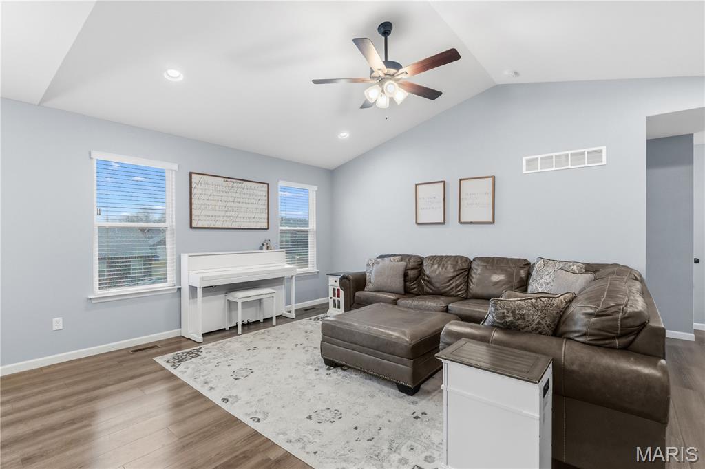 Majestic Lakes - Residential