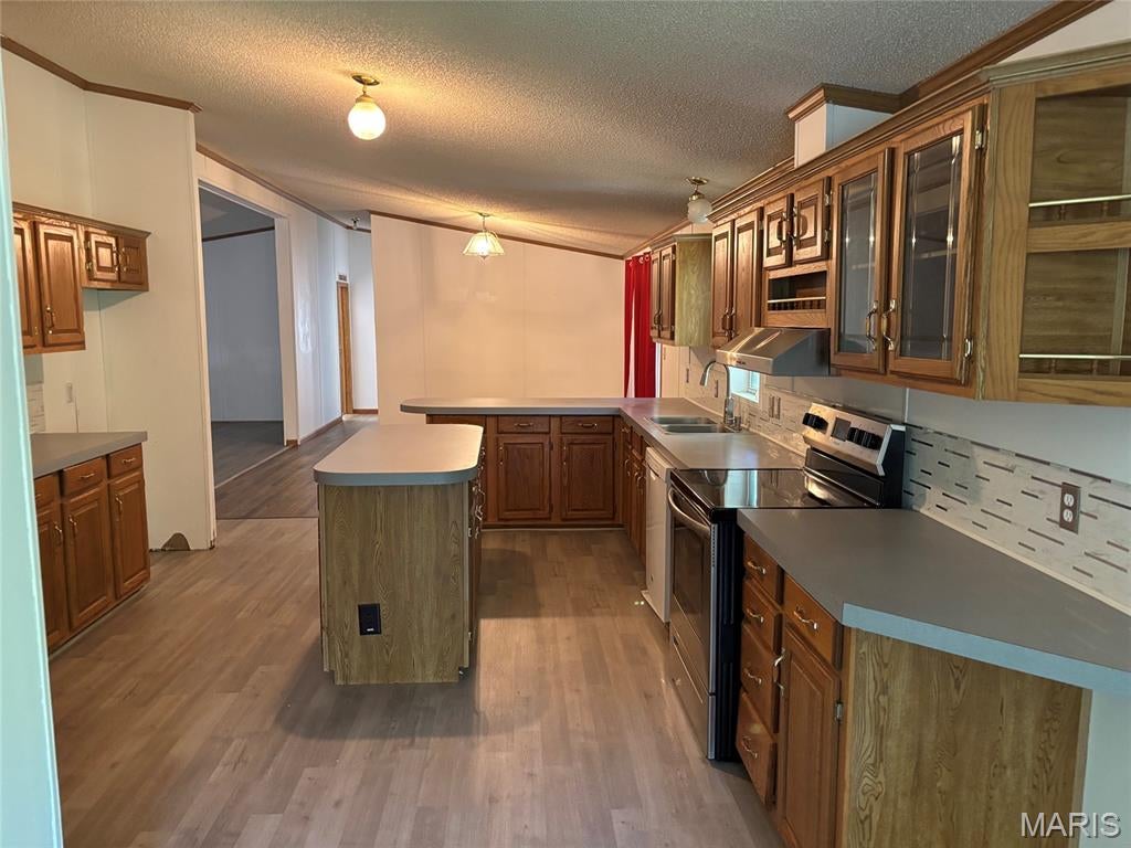 10153 Highway 185
