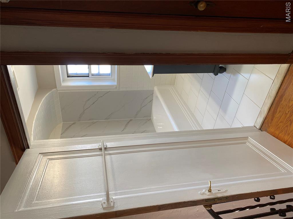 Balsons Sub Of Shaftesbury Heights - Residential