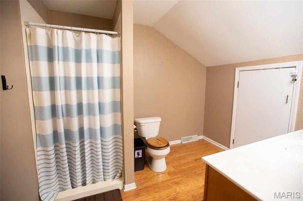 Cuba, Missouri 65453, United States, 4 Bedrooms Bedrooms, ,2 BathroomsBathrooms,Residential,Active,207301