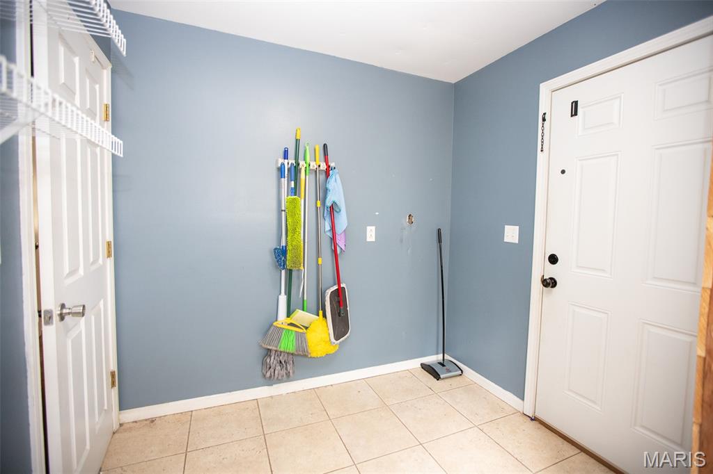 Cuba, Missouri 65453, United States, 4 Bedrooms Bedrooms, ,2 BathroomsBathrooms,Residential,Active,207301