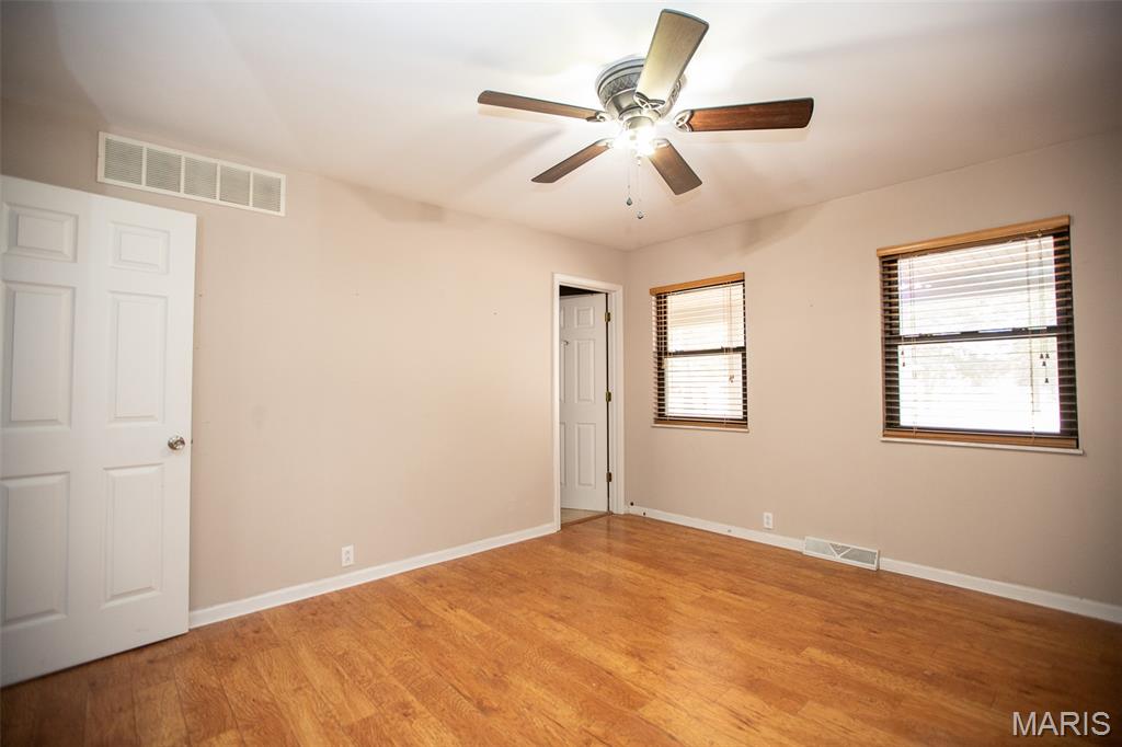 Cuba, Missouri 65453, United States, 4 Bedrooms Bedrooms, ,2 BathroomsBathrooms,Residential,Active,207301