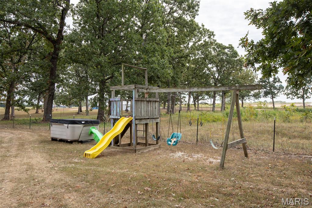 Cuba, Missouri 65453, United States, 4 Bedrooms Bedrooms, ,2 BathroomsBathrooms,Residential,Active,207301