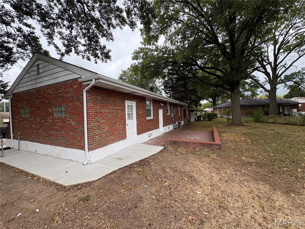 1109 Bluegrass Drive
