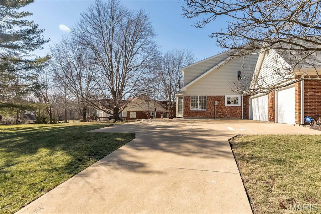 Seasons At Schoettler - Residential