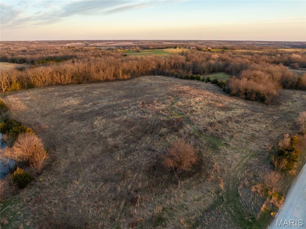 Photo of 1 Ember Drive, Brookfield, MO 64630 (MLS # 26019312)