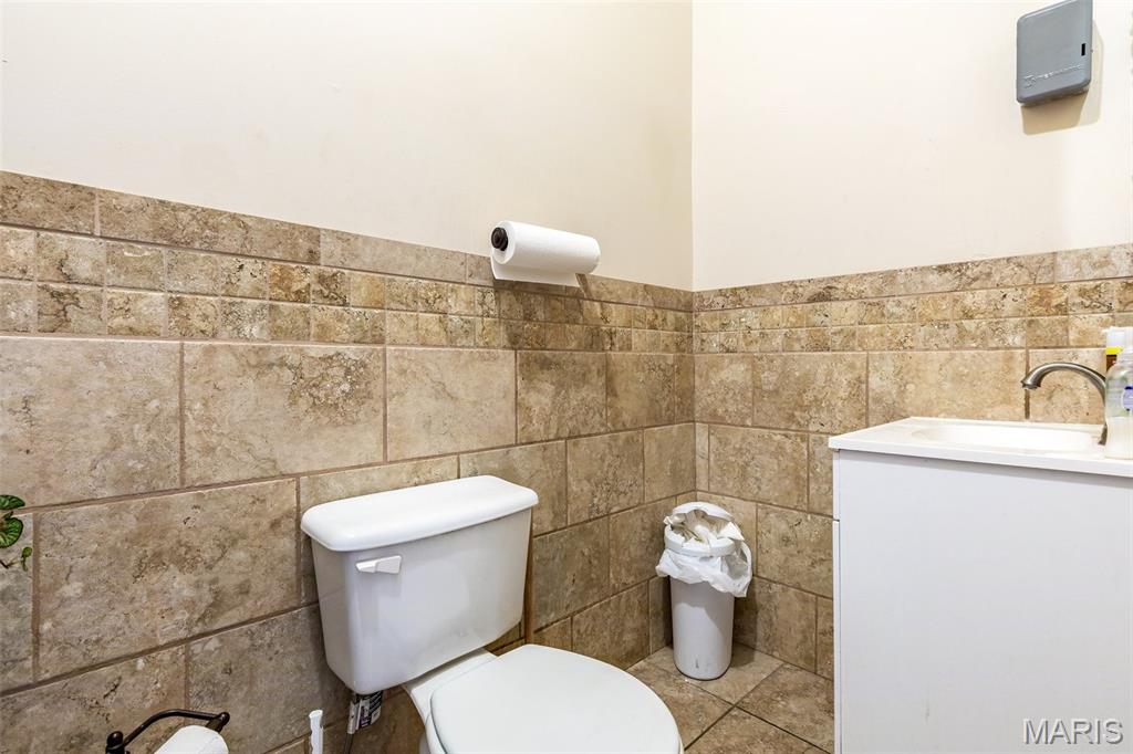 Railroad Place Sub - Commercial Sale