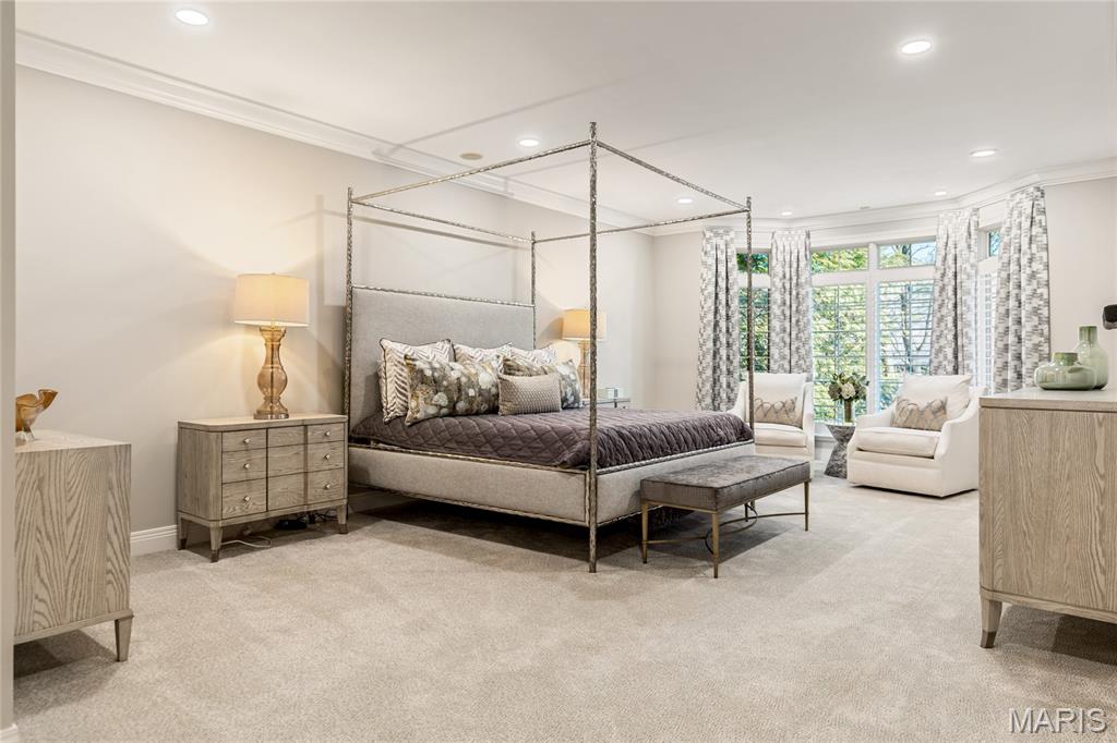 August Hill On Conway One - Residential