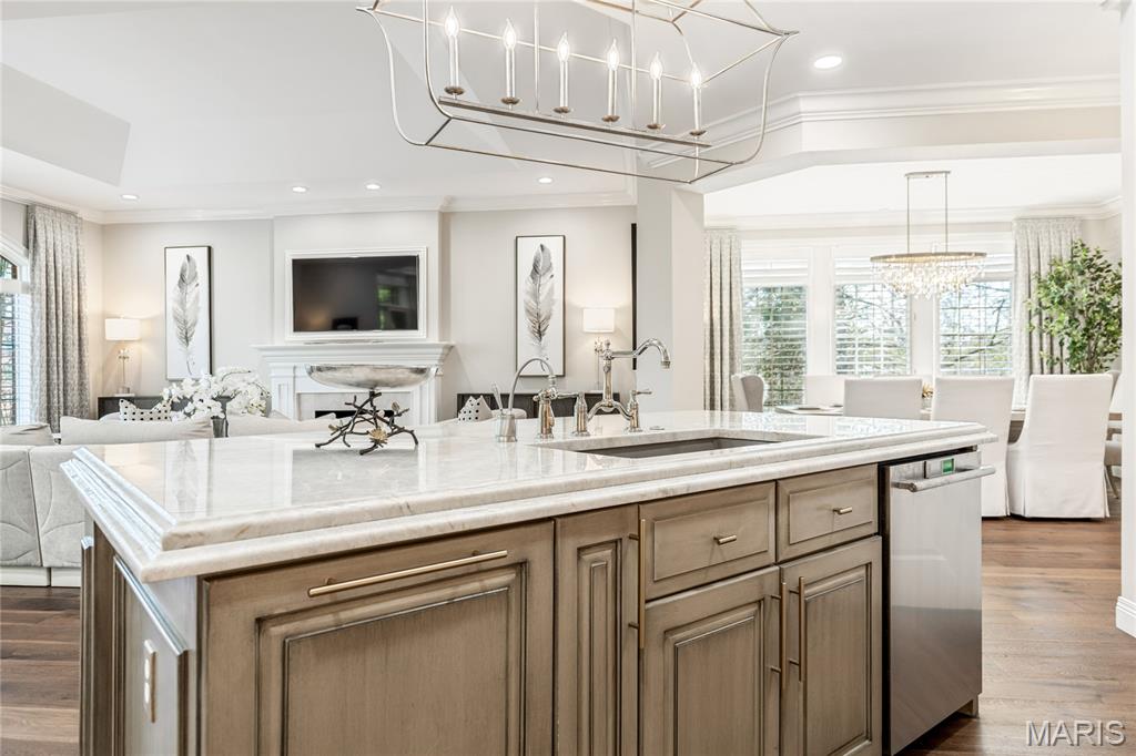 August Hill On Conway One - Residential