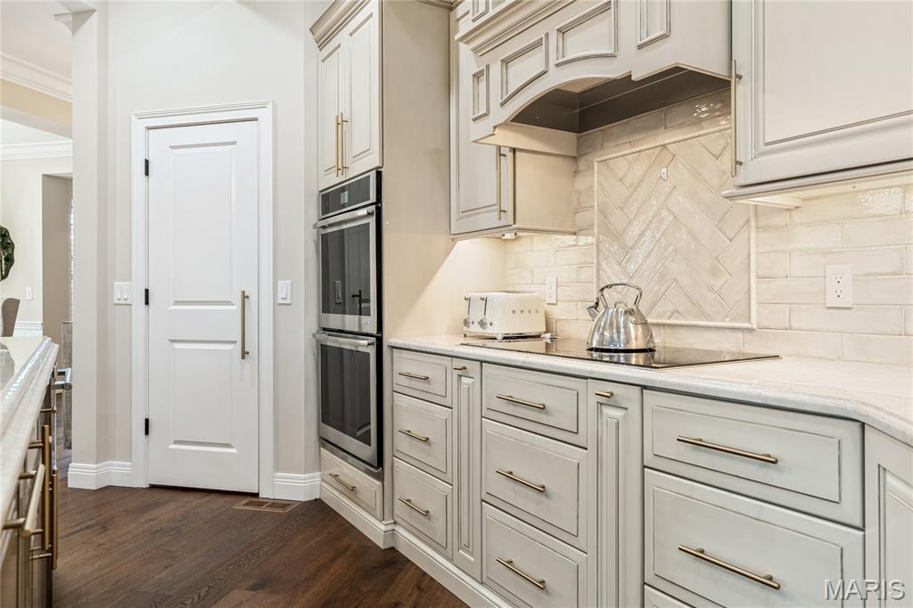 August Hill On Conway One - Residential