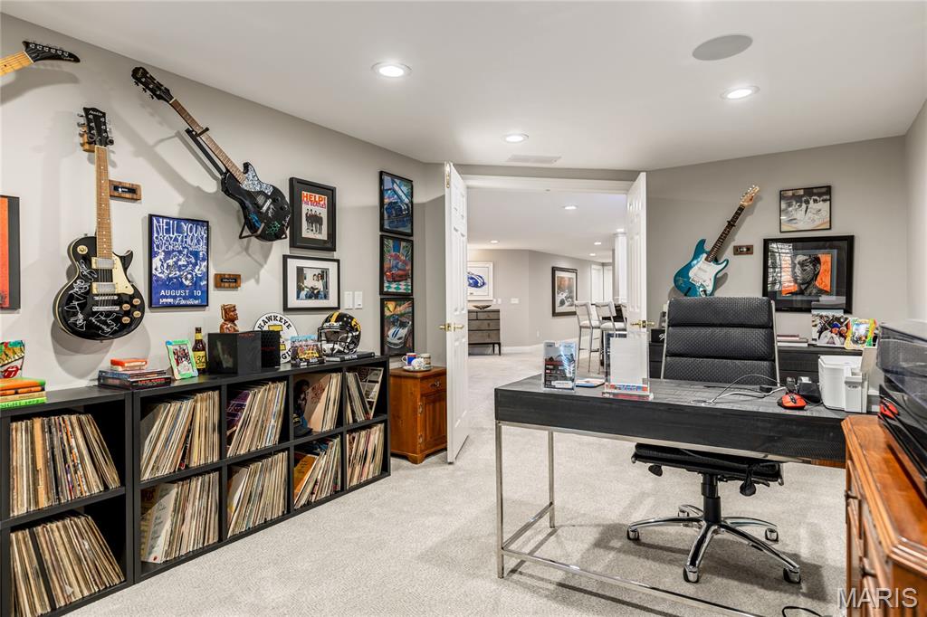 August Hill On Conway One - Residential