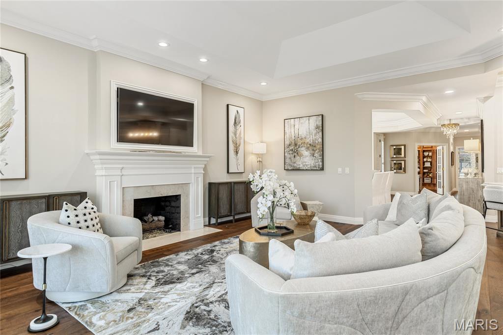 August Hill On Conway One - Residential