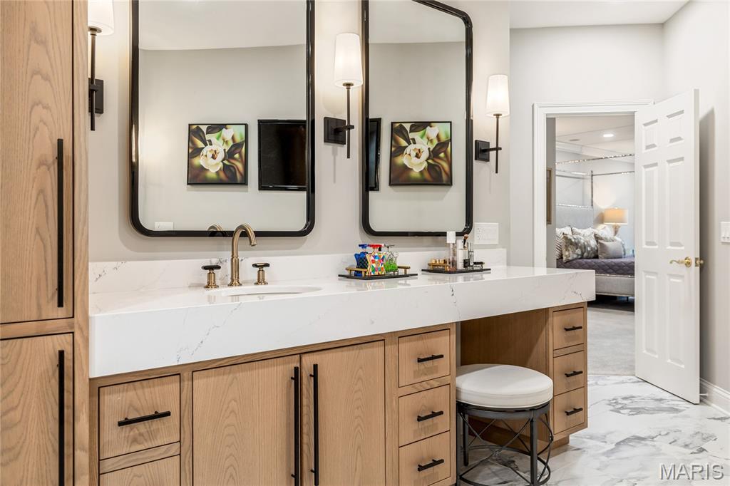 August Hill On Conway One - Residential