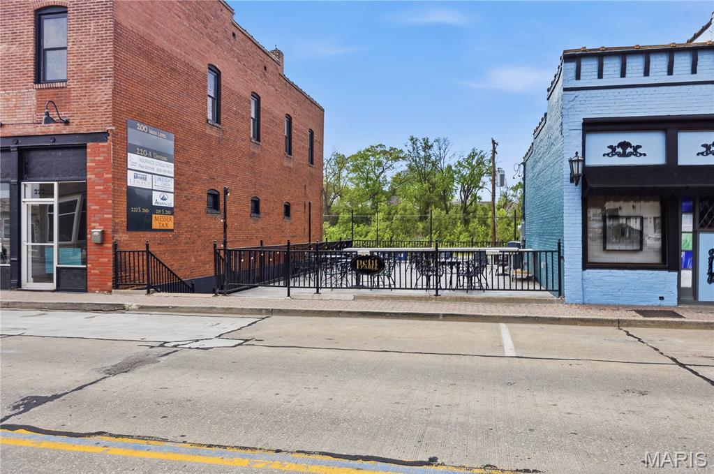 Festus - Commercial Lease