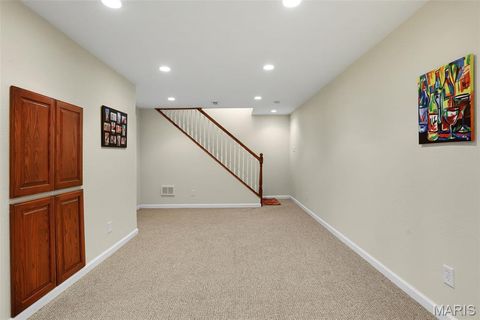 Tiny photo for 485 Meadow Green Place, Creve Coeur, MO 63141 (MLS # 25069691)