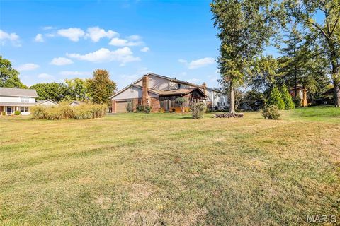 Tiny photo for 485 Meadow Green Place, Creve Coeur, MO 63141 (MLS # 25069691)