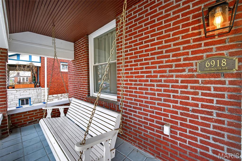 6918 Dartmouth Avenue