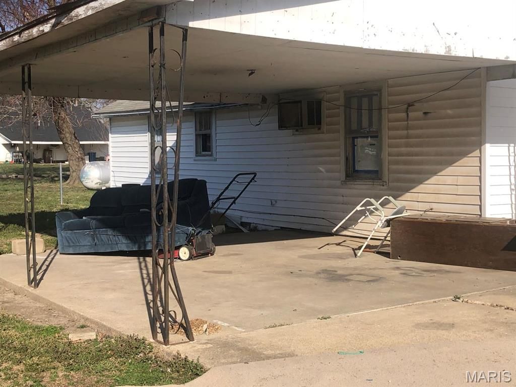 Photo of 308 Taylor Street, Essex, MO 63846 (MLS # 26024314)