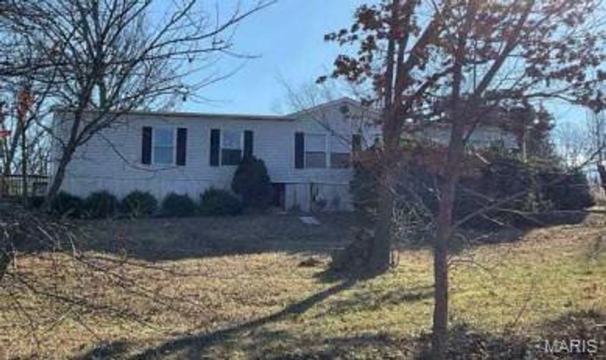 Great Opportunity to own this single-family home built in 1999 featuring 3 bedrooms and 2 bathrooms.  ***SPECIAL NOTES: (1) This is a CASH ONLY transaction. (2) Seller to pay Taxes, HOA, and Municipal/Utility Liens. (3) Please read the Auction disclaimers carefully before placing a bid or submitting an offer. ***