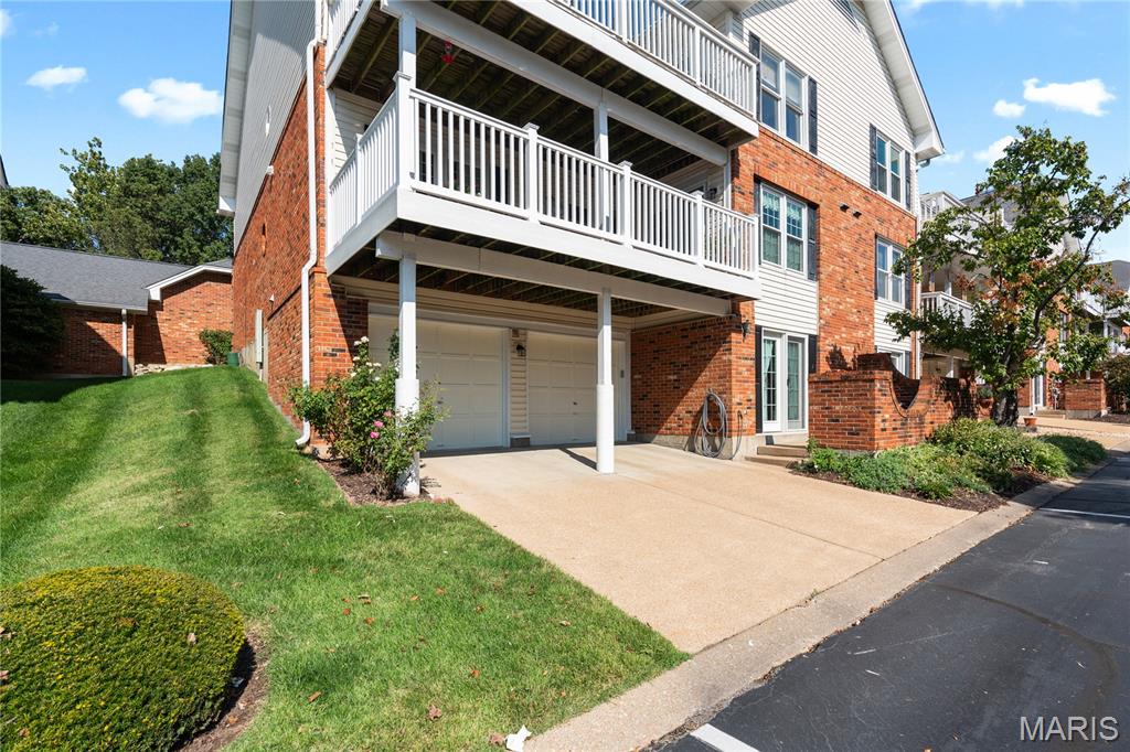 Villas At Kenrick A Condo Ph - Residential