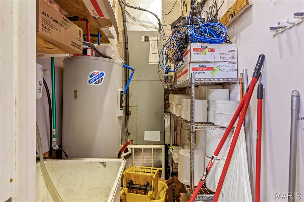 n/a - Commercial Sale