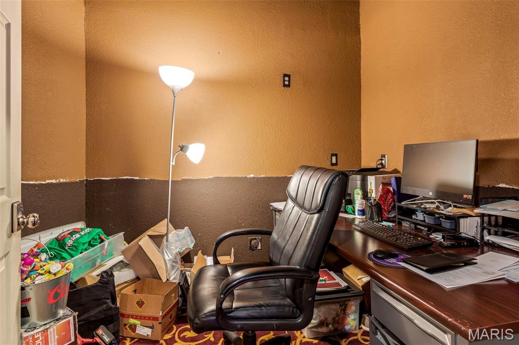 n/a - Commercial Sale