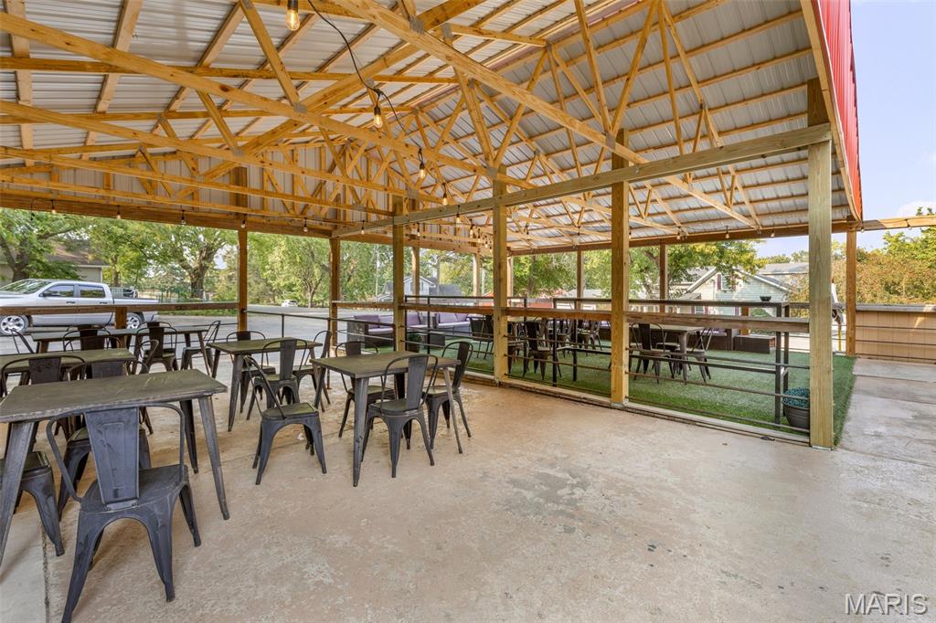 n/a - Commercial Sale