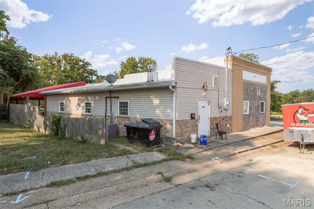 n/a - Commercial Sale