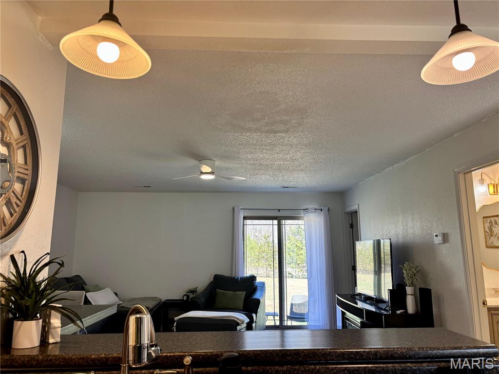 Riviera Fine Living Ph 1 Un 2 - Residential