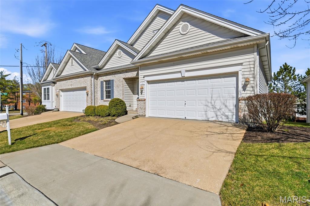 Villas At Worthington A Condo - Residential