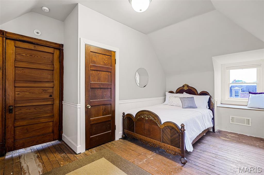 Paynes Thomas J Add - Residential