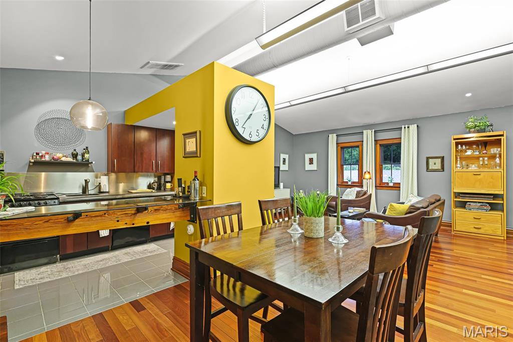 Paynes Thomas J Add - Residential