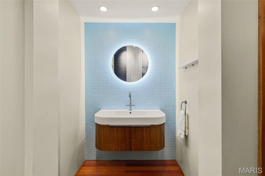 Paynes Thomas J Add - Residential