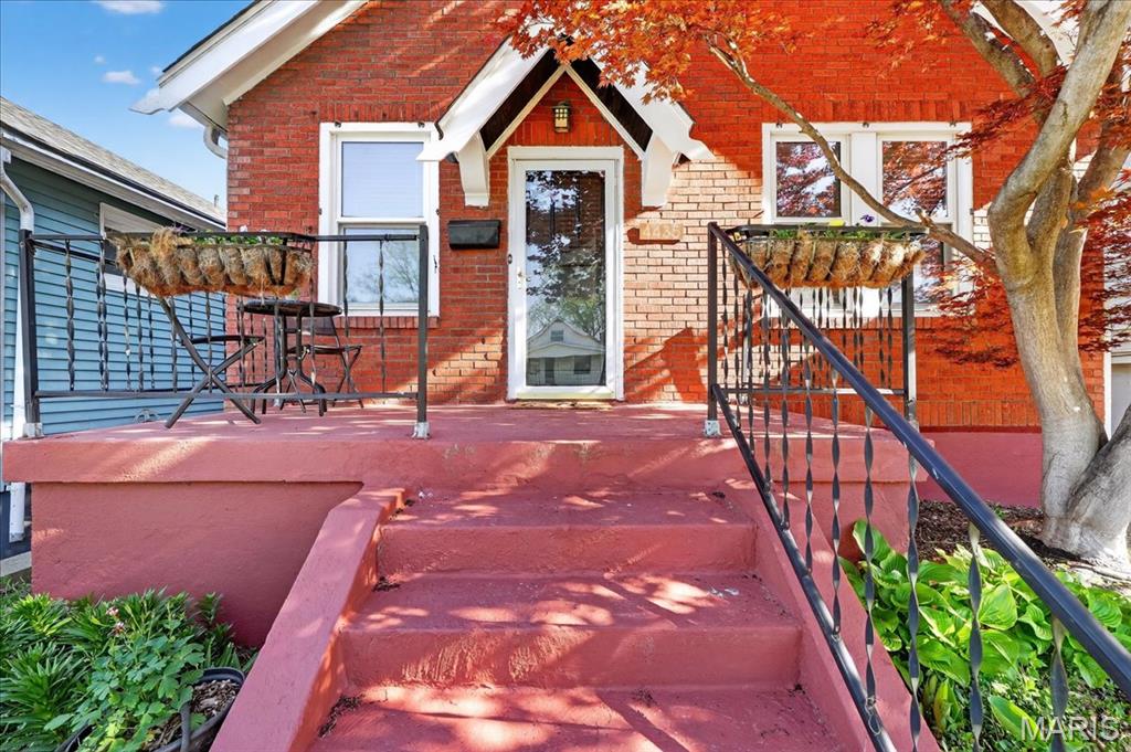 Russell Real Estate - Residential