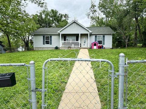 MLS: 25029926