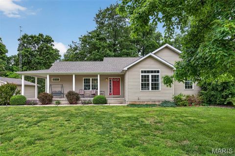 Photo of 588 Deerfield Road, Walnut Hill, IL 62893 (MLS # 26031906)