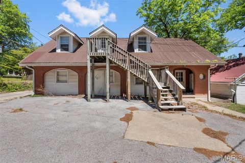 Tiny photo for 325 N Sprigg Street, Cape Girardeau, MO 63701 (MLS # 26030467)