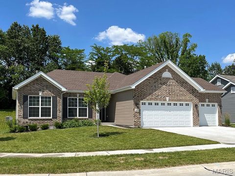 Photo of 2 Hickory at Deer Meadows, Sullivan, MO 63084 (MLS # 25081600)